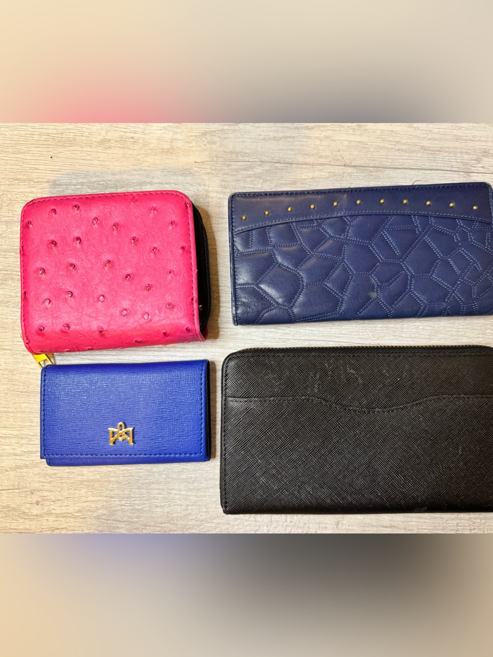Set of Unbranded or low tier branded wallets